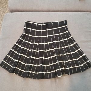 Candies Black and White skirt